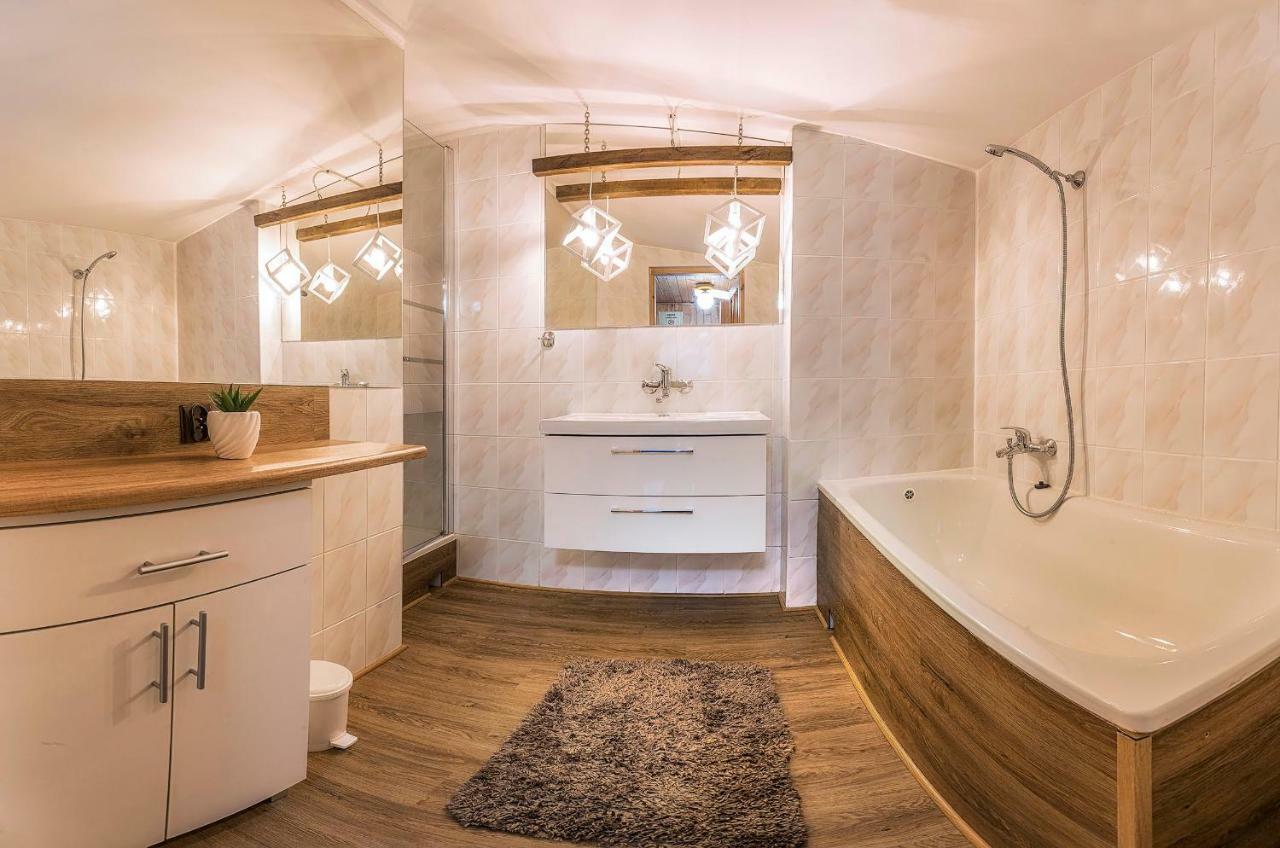 Bastowka Apartamenty 우스트론 외부 사진